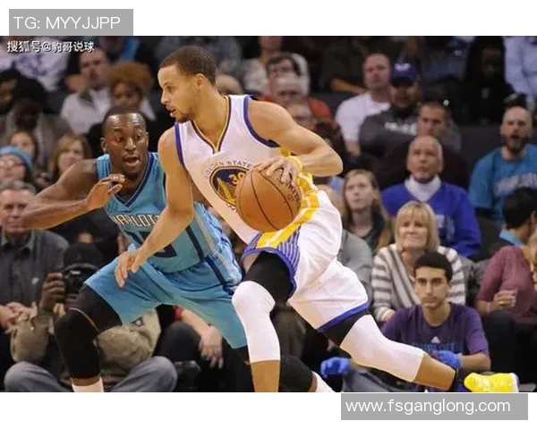 勇士领袖引领球队勇攀高峰 奋勇拼搏铸就篮球传奇之路